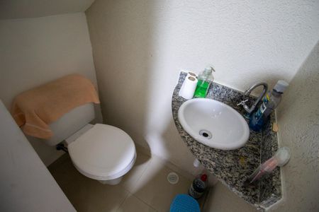 Casa de condomínio à venda com 55m², 2 quartos e 1 vaga Casa de condomínio à venda com 55m², 2 quartos e 1 vagaLavabo