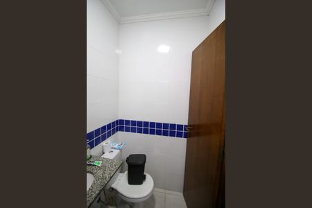 Casa de condomínio à venda com 55m², 2 quartos e 1 vaga Casa de condomínio à venda com 55m², 2 quartos e 1 vagaBanheiro da Suíte 2