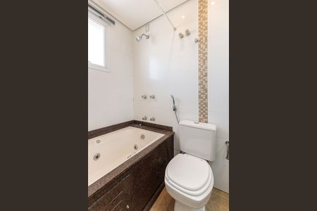 Apartamento à venda com 100m², 2 quartos e 2 vagas Apartamento à venda com 100m², 2 quartos e 2 vagasBanheiro da Suíte