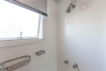 Apartamento à venda com 100m², 2 quartos e 2 vagas Apartamento à venda com 100m², 2 quartos e 2 vagasBanheiro