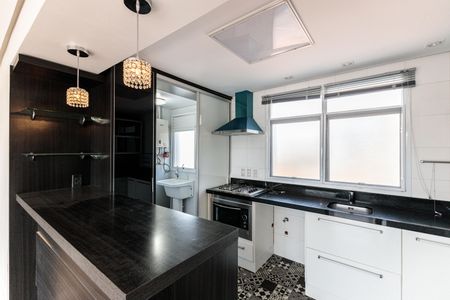 Apartamento à venda com 100m², 2 quartos e 2 vagas Apartamento à venda com 100m², 2 quartos e 2 vagasCozinha