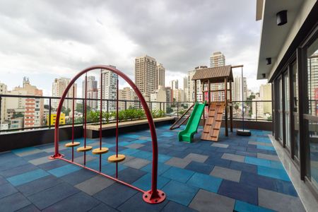 Apartamento à venda com 184m², 4 quartos e 2 vagas Apartamento à venda com 184m², 4 quartos e 2 vagasÁrea comum - Playground