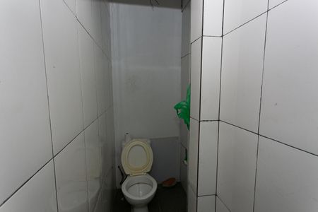 Casa à venda com 229m², 5 quartos e 2 vagas Casa à venda com 229m², 5 quartos e 2 vagasÁrea de Serviço