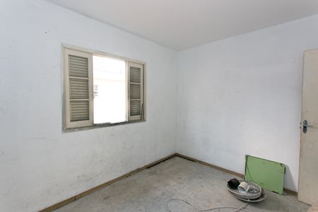 Casa à venda com 229m², 5 quartos e 2 vagas Casa à venda com 229m², 5 quartos e 2 vagasCasa 1 - Quarto 3