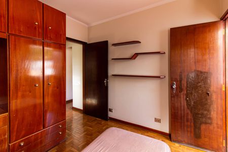 Casa à venda com 228m², 3 quartos e 5 vagas Casa à venda com 228m², 3 quartos e 5 vagasQuarto 1