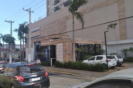 Apartamento para alugar com 58m², 2 quartos e 1 vaga Apartamento para alugar com 58m², 2 quartos e 1 vagaFachada