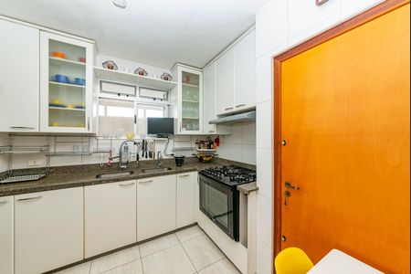 Apartamento à venda com 170m², 3 quartos e 2 vagasCozinha