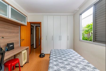 Apartamento à venda com 170m², 3 quartos e 2 vagasQuarto 3