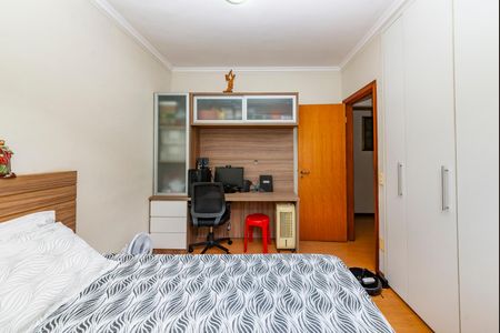 Apartamento à venda com 170m², 3 quartos e 2 vagasQuarto 3