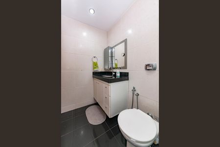 Apartamento à venda com 170m², 3 quartos e 2 vagasBanheiro da Suíte