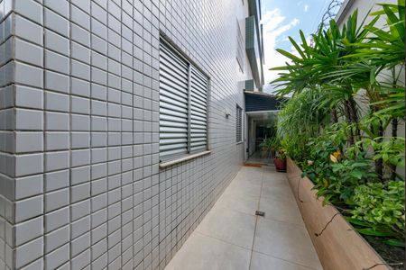 Apartamento à venda com 170m², 3 quartos e 2 vagasÁrea externa