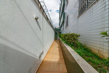 Apartamento à venda com 170m², 3 quartos e 2 vagasEntrada