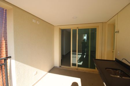 Apartamento à venda com 74m², 2 quartos e 1 vagaSala / Cozinha - Varanda