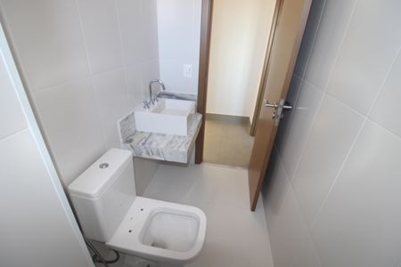 Apartamento à venda com 74m², 2 quartos e 1 vagaBanheiro 1