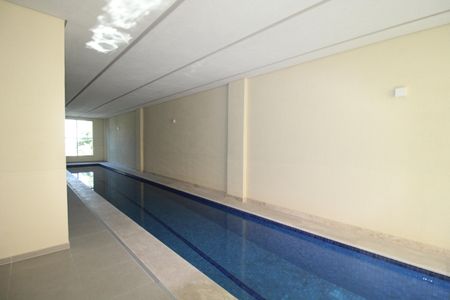 Apartamento à venda com 74m², 2 quartos e 1 vagaÁrea Comum