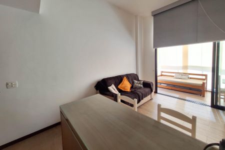 Studio à venda com 45m², 1 quarto e 1 vaga Studio à venda com 45m², 1 quarto e 1 vagaStudio