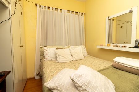 Casa à venda com 233m², 5 quartos e 6 vagas Casa à venda com 233m², 5 quartos e 6 vagasQuarto 3