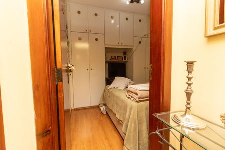 Casa à venda com 233m², 5 quartos e 6 vagas Casa à venda com 233m², 5 quartos e 6 vagasQuarto 3