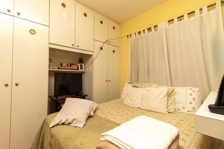 Casa à venda com 233m², 5 quartos e 6 vagas Casa à venda com 233m², 5 quartos e 6 vagasQuarto 3
