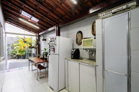 Apartamento à venda com 120m², 3 quartos e 1 vaga Apartamento à venda com 120m², 3 quartos e 1 vagaÁrea de serviço