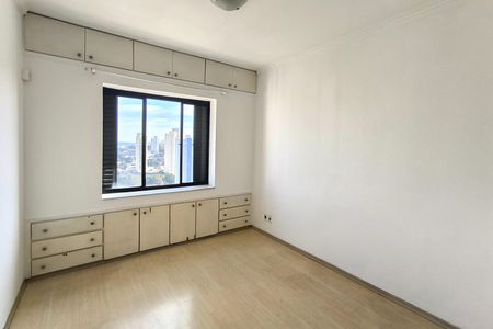 Apartamento à venda com 156m², 3 quartos e 2 vagas Apartamento à venda com 156m², 3 quartos e 2 vagasQuarto 1