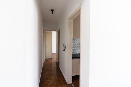 Apartamento à venda com 70m², 1 quarto e sem vaga Apartamento à venda com 70m², 1 quarto e sem vagaCorredor