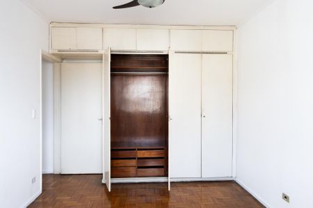 Apartamento à venda com 70m², 1 quarto e sem vaga Apartamento à venda com 70m², 1 quarto e sem vagaQuarto