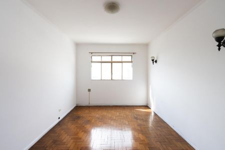 Apartamento à venda com 70m², 1 quarto e sem vaga Apartamento à venda com 70m², 1 quarto e sem vagaSala