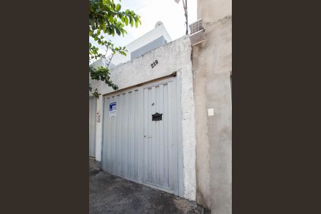 Casa à venda com 103m², 3 quartos e 2 vagas Casa à venda com 103m², 3 quartos e 2 vagasPlaquinha Instalada