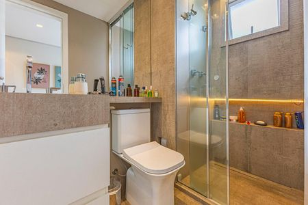 Apartamento à venda com 88m², 2 quartos e 2 vagas Apartamento à venda com 88m², 2 quartos e 2 vagasBanheiro da Suíte 2