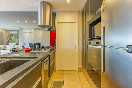 Apartamento à venda com 88m², 2 quartos e 2 vagas Apartamento à venda com 88m², 2 quartos e 2 vagasCozinha