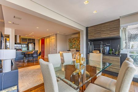 Apartamento à venda com 88m², 2 quartos e 2 vagas Apartamento à venda com 88m², 2 quartos e 2 vagasVaranda