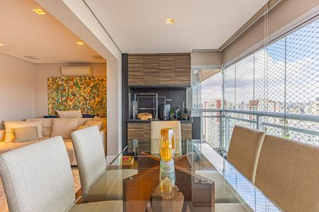 Apartamento à venda com 88m², 2 quartos e 2 vagas Apartamento à venda com 88m², 2 quartos e 2 vagasVaranda