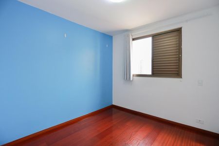Apartamento à venda com 77m², 3 quartos e 1 vaga Apartamento à venda com 77m², 3 quartos e 1 vagaQuarto 2