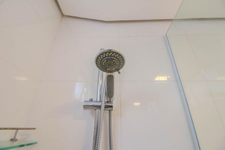 Apartamento à venda com 97m², 2 quartos e 1 vaga Apartamento à venda com 97m², 2 quartos e 1 vagaBanheiro