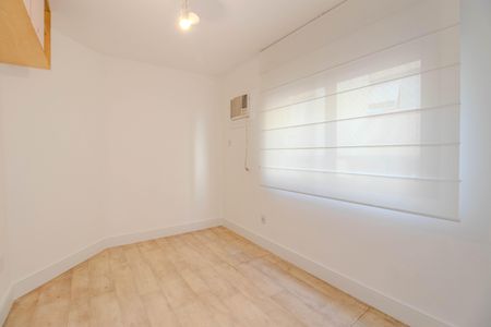 Apartamento à venda com 97m², 2 quartos e 1 vaga Apartamento à venda com 97m², 2 quartos e 1 vagaQuarto 1