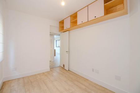 Apartamento à venda com 97m², 2 quartos e 1 vaga Apartamento à venda com 97m², 2 quartos e 1 vagaQuarto 1