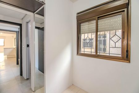 Apartamento à venda com 97m², 2 quartos e 1 vaga Apartamento à venda com 97m², 2 quartos e 1 vagaQuarto de Serviço