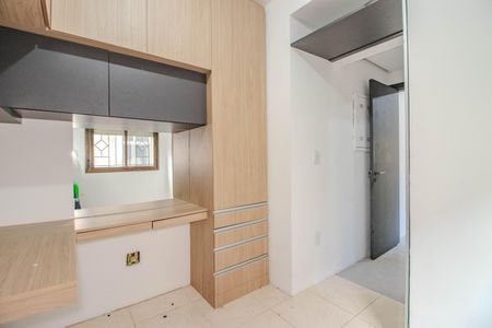 Apartamento à venda com 97m², 2 quartos e 1 vaga Apartamento à venda com 97m², 2 quartos e 1 vagaQuarto de Serviço