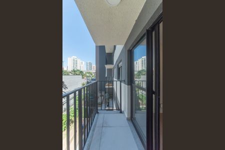 Apartamento à venda com 39m², 2 quartos e sem vagaVaranda