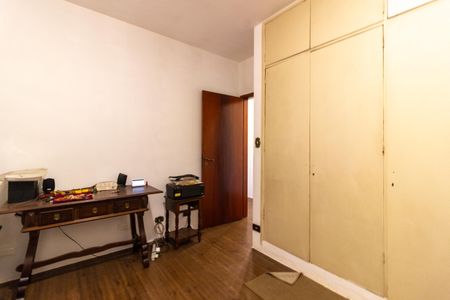 Casa à venda com 215m², 3 quartos e 2 vagasQuarto 1