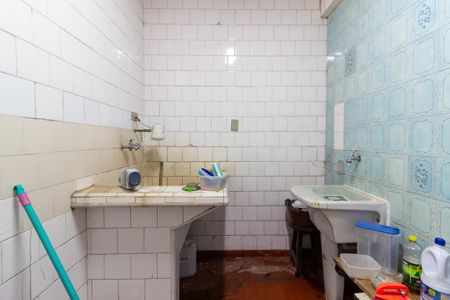 Casa à venda com 215m², 3 quartos e 2 vagasÁrea de Serviço