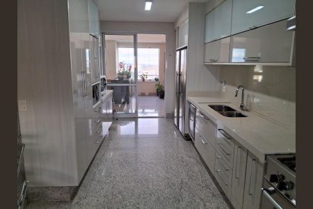 Apartamento à venda com 300m², 4 quartos e 4 vagas