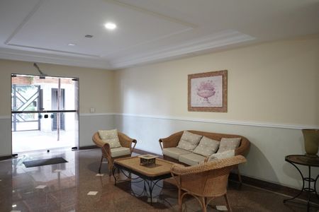 Apartamento à venda com 134m², 4 quartos e 2 vagasHall