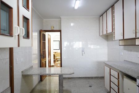 Apartamento à venda com 134m², 4 quartos e 2 vagasCozinha