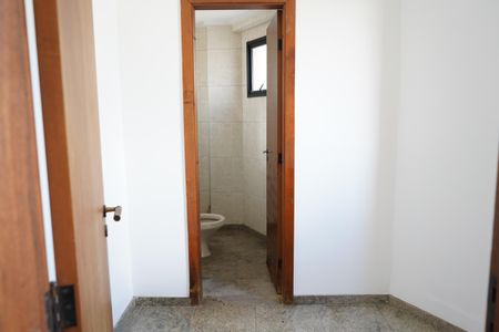 Apartamento à venda com 134m², 4 quartos e 2 vagasQuarto de Serviço