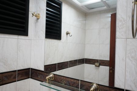 Apartamento à venda com 134m², 4 quartos e 2 vagasBanheiro 2