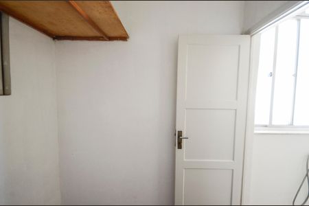 Apartamento à venda com 80m², 2 quartos e sem vaga Apartamento à venda com 80m², 2 quartos e sem vagaQuarto de Serviço