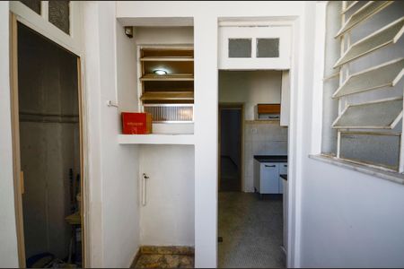 Apartamento à venda com 80m², 2 quartos e sem vaga Apartamento à venda com 80m², 2 quartos e sem vagaÁrea de Serviço