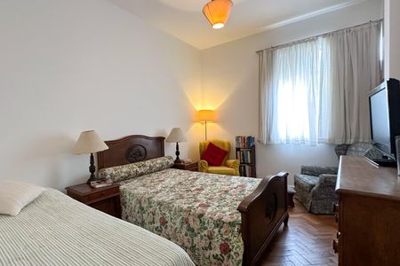 Apartamento à venda com 110m², 2 quartos e 1 vaga Apartamento à venda com 110m², 2 quartos e 1 vagaQuarto